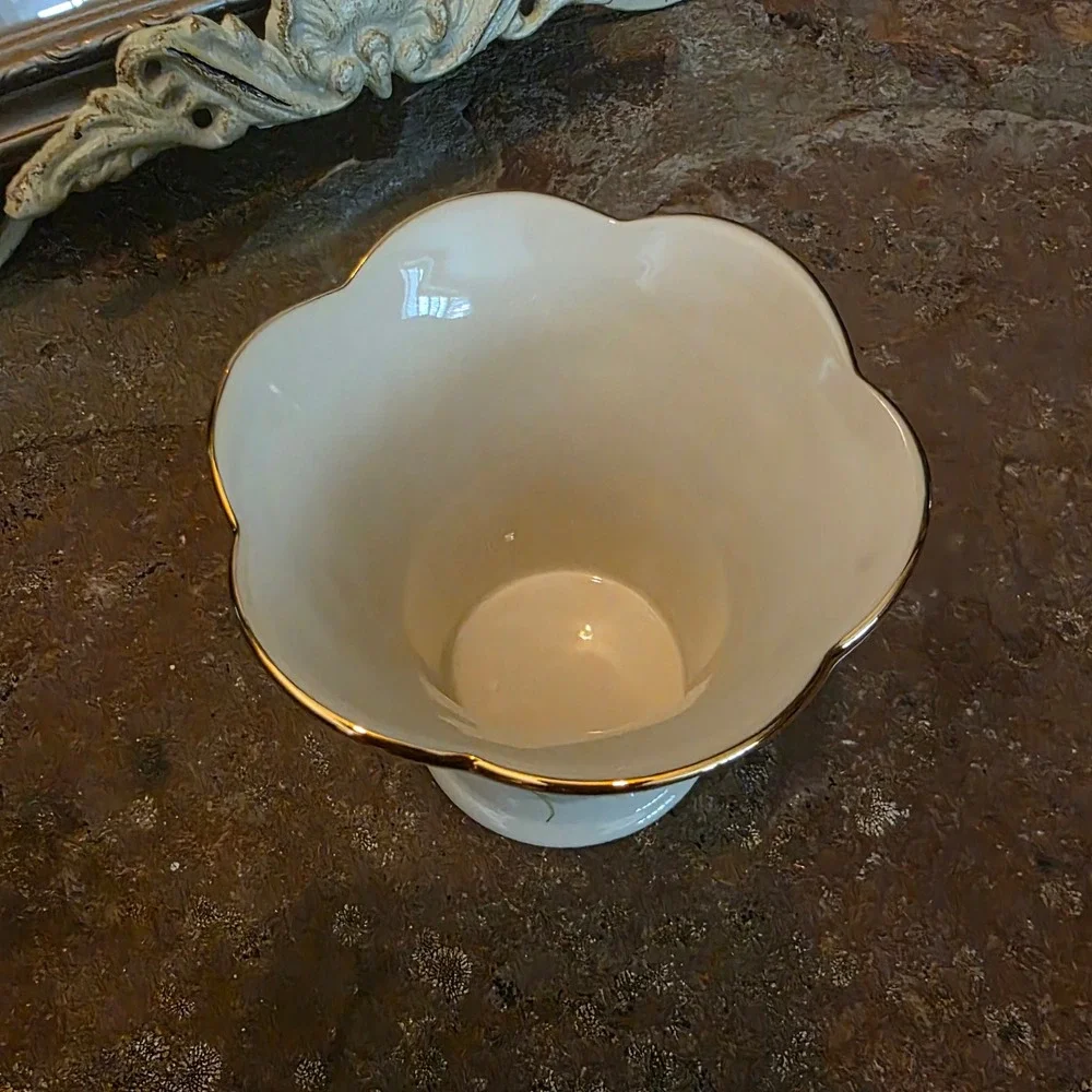 Lenox Ivory China Floral Vase Gold Trim Scalloped Rim Blue Lavender 4.5 Inch